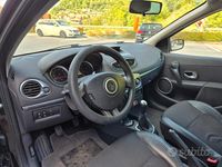 Usata Renault Clio II 75 CV (55 kW) 2007 Nero Berlina
