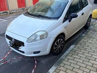 Usata Fiat Grande Punto 77 CV (56 kW) 2006 Bianco Utilitaria