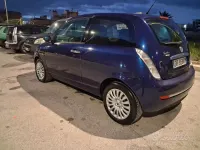 Begagnad Lancia Ypsilon 75 HK (55 kW) 2008 Blå Halvkombi