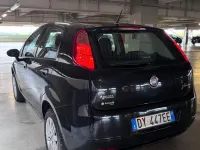 Usata Fiat Grande Punto Dynamic 77 CV (56 kW) 2009 Nero Utilitaria