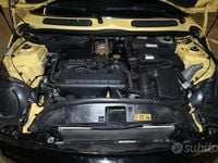 Usata Mini Cooper 116 CV (85 kW) 2003 Giallo Utilitaria