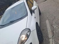 Usata Fiat Grande Punto 75 CV (55 kW) 2012 Bianco Utilitaria