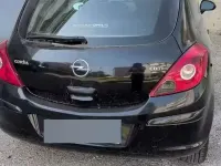 Usata Opel Corsa 75 CV (55 kW) 2010 Nero Utilitaria