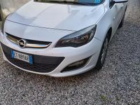 Usata Opel Astra 110 CV (80 kW) 2013 Bianco Station wagon