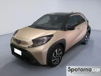 Usata Toyota Aygo X Trend 72 CV (52 kW) 2025 Beige SUV