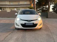 Usata Hyundai i20 85 CV (62 kW) 2013 Bianco Utilitaria