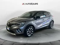 Usata Renault Captur Techno 143 CV (105 kW) 2023 Grigio SUV