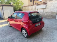 Usata Toyota Aygo 68 CV (50 kW) 2008 Rosso Utilitaria