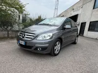 Usata Mercedes B180 Executive 109 CV (80 kW) 2010 Bronzo Monovolume