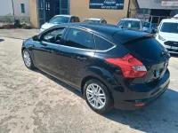 Usata Ford Focus 104 CV (76 kW) 2013 Nero Berlina