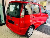 Usata Toyota Yaris Verso 84 CV (61 kW) 2005 Rosso Monovolume