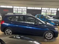 Usata BMW 218 Active Tourer Advantage 136 CV (100 kW) 2014 Blu Monovolume