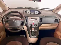 Usata Lancia Musa 95 CV (69 kW) 2005 Oro Monovolume