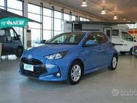 Usata Toyota Yaris Active 72 CV (52 kW) 2021 Azzurro Utilitaria