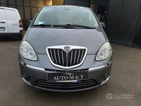 Usata Lancia Ypsilon 75 CV (55 kW) 2012 Grigio Utilitaria