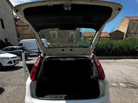 Usata Fiat Grande Punto 75 CV (55 kW) 2008 Bianco Utilitaria