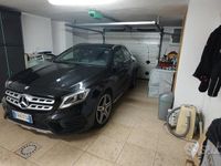 Usata Mercedes GLA200 Business 136 CV (100 kW) 2017 Nero SUV