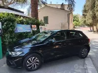 Usata VW Polo Life 80 CV (58 kW) 2023 Nero Utilitaria