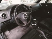 Usata Audi TT Roadster 179 CV (131 kW) 2006 Nero Cabrio