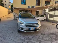 Gebraucht Ford Kuga S 120 PS (88 kW) 2018 Grau SUV