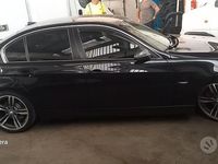 Usata BMW 330 231 CV (169 kW) 2006 Nero Berlina