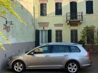 Usata VW Golf VII Highline 110 CV (80 kW) 2016 Grigio Station wagon