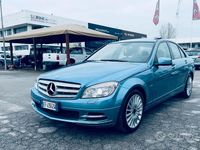 Usata Mercedes C220 Avantgarde 170 CV (125 kW) 2010 Blu Berlina