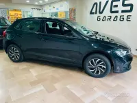 Usata VW Polo Style 95 CV (69 kW) 2024 Nero Utilitaria