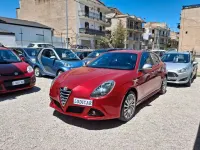 Usata Alfa Romeo Giulietta Progression 105 CV (77 kW) 2010 Rosso Utilitaria