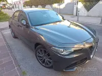 Gebraucht Alfa Romeo Giulia 160 PS (117 kW) 2019 Braun Limousine