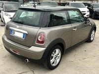 Usata Mini One D 90 CV (66 kW) 2013 Marrone Utilitaria