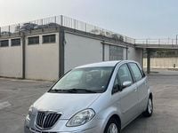 Usata Lancia Musa 70 CV (51 kW) 2008 Grigio Monovolume