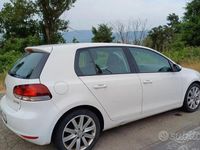 Usata VW Golf VI 140 CV (102 kW) 2010 Bianco Utilitaria