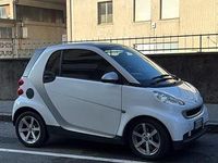 Begagnad Smart ForTwo Coupé Passion 71 HK (52 kW) 2010 Vit Sportkupé