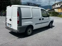 Usata Fiat Doblò 63 CV (46 kW) 2004 Bianco Monovolume
