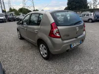 Occasion Dacia Sandero 72 PK (52 kW) 2009 Grijs Sedan