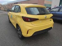 Usata MG MG3 Comfort 194 CV (142 kW) 2024 Giallo alba Utilitaria