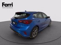 Usata Ford Focus ST-Line 120 CV (88 kW) 2022 Desert island blue Berlina