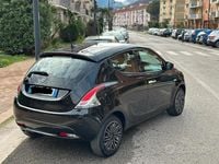 Usata Lancia Ypsilon Gold 69 CV (50 kW) 2021 Nero Utilitaria