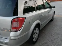 Usata Opel Astra 101 CV (74 kW) 2008 Grigio Station wagon