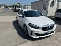 Usata BMW 118 150 CV (110 kW) 2023 Bianco Utilitaria