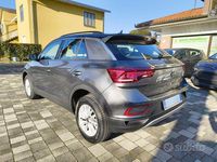 Usata VW T-Roc Life 150 CV (110 kW) 2025 Grigio SUV