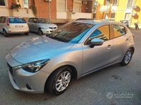 Usata Mazda 2 105 CV (77 kW) 2017 Grigio Berlina