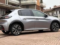 Usata Peugeot 208 GT-line 101 CV (74 kW) 2019 Argento Utilitaria
