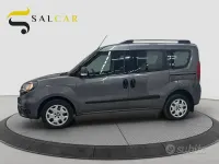 Usata Fiat Doblò Lounge 120 CV (88 kW) 2019 Grigio Monovolume