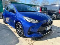 Usata Toyota Yaris Hybrid Style 92 CV (67 kW) 2020 Blu/azzurro Berlina