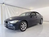 Usata BMW 320 Luxury Line 184 CV (135 kW) 2012 Bluazzurro Berlina