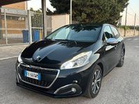 Usata Peugeot 208 2017 Utilitaria