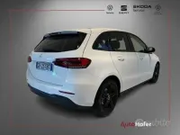Usata Mercedes B180 116 CV (85 kW) 2022 Bianco Utilitaria