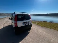 Usata Fiat Panda 75 CV (55 kW) 2012 Bianco Utilitaria